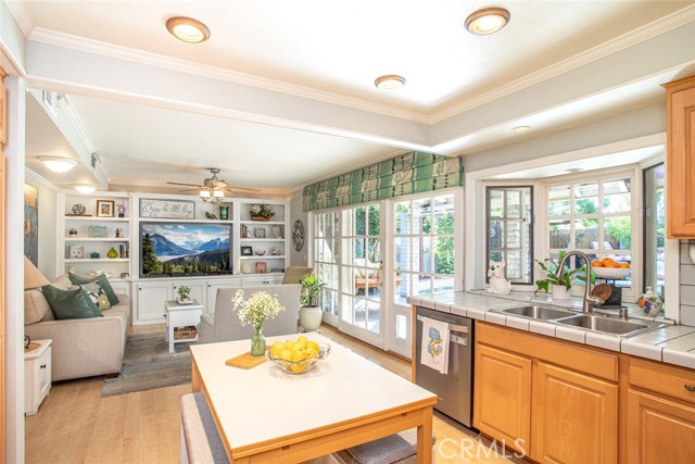 22435 Silver Spur, Lake Forest CA: https://media.crmls.org/medias/acdfae31-7046-4063-9d4d-0d0c75e14261.jpg