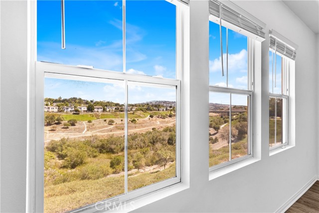71 Via Almeria, San Clemente CA: https://media.crmls.org/medias/acdfd9d9-d40f-4cba-99a8-e0978d7dec92.jpg