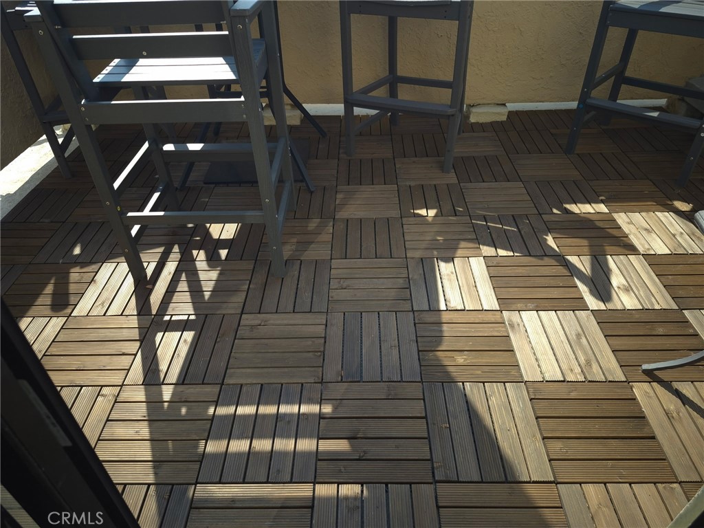 https://media.crmls.org/medias/acdfea05-3915-40bf-9e1f-05dbb3bdcb3b.jpg?preset=X-Large