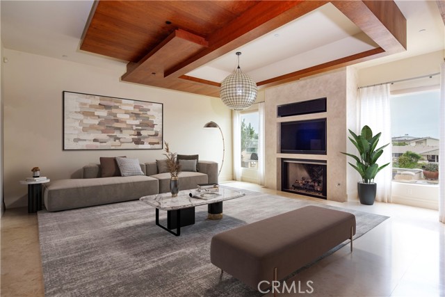 Detail Gallery Image 6 of 19 For 226 Morning Canyon Rd, Corona Del Mar,  CA 92625 - 4 Beds | 4/2 Baths