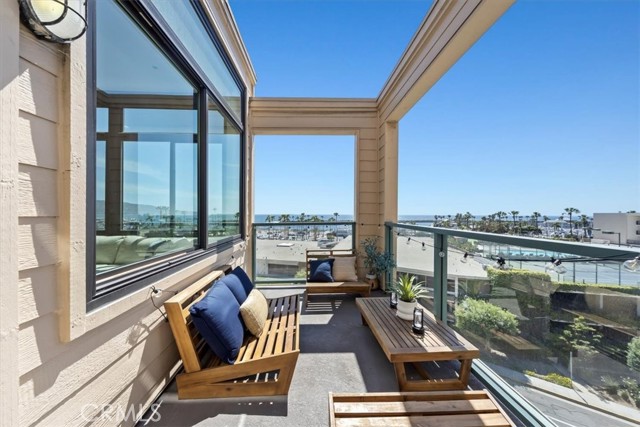 Detail Gallery Image 18 of 48 For 110 the Village #503,  Redondo Beach,  CA 90277 - 2 Beds | 2 Baths