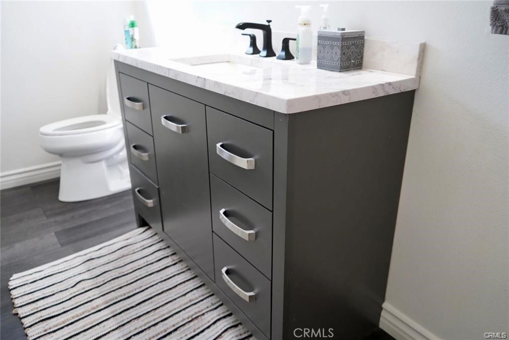 https://media.crmls.org/medias/ace0c482-8376-4068-b948-9f0032a6c703.jpg?preset=X-Large