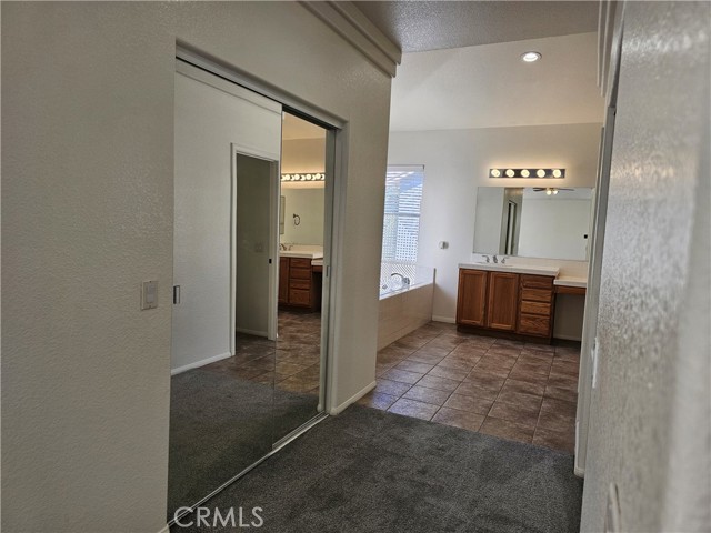 Detail Gallery Image 32 of 34 For 33429 Barrington Dr, Temecula,  CA 92592 - 4 Beds | 4 Baths