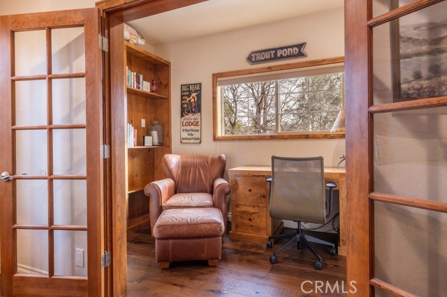 Detail Gallery Image 15 of 40 For 1629 Angels Camp, Big Bear Lake,  CA 92315 - 4 Beds | 3 Baths