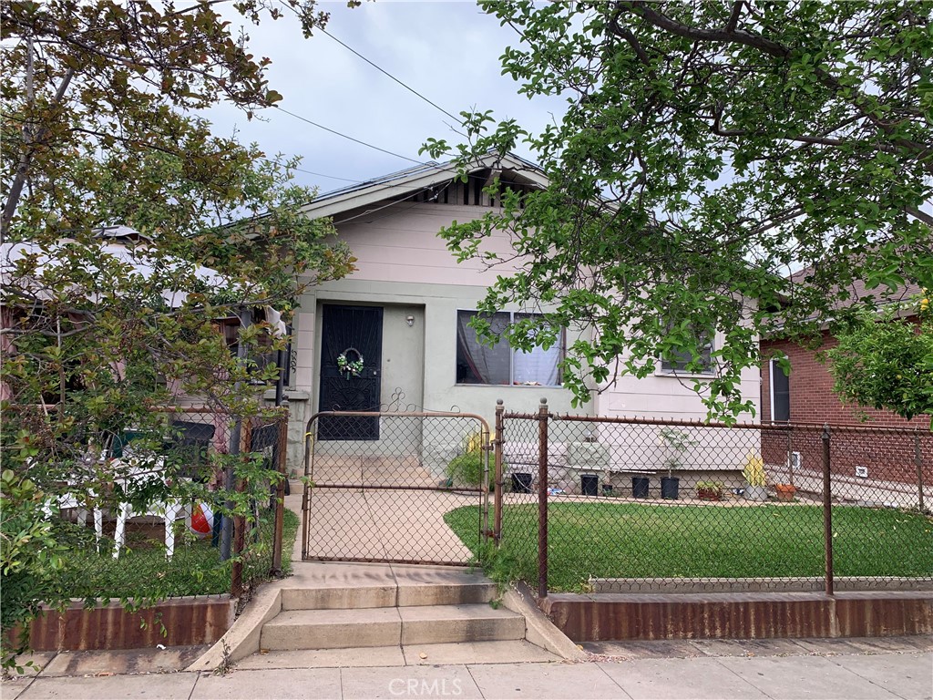 3045 E 5th Street, Los Angeles, CA 90063