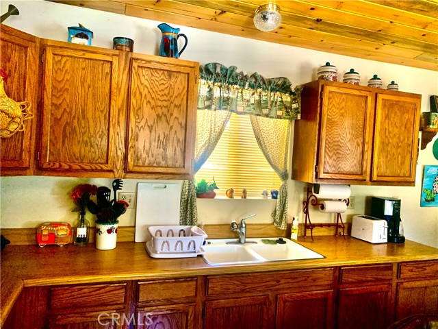 540 Yukon Road, Green Valley Lake CA: https://media.crmls.org/medias/ace14c54-0bb7-4e75-ab22-0d619ec30944.jpg