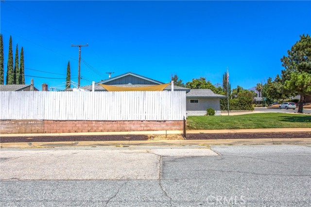 Detail Gallery Image 30 of 31 For 13638 San Leandro Ave, Yucaipa,  CA 92399 - 4 Beds | 2 Baths