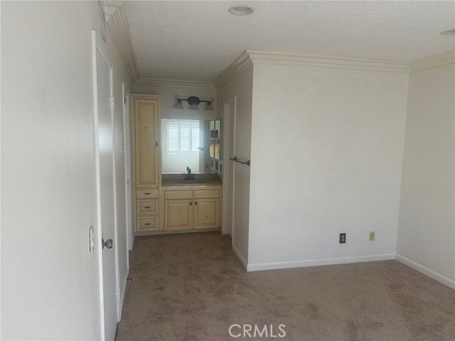 5 Country Mile Road, Pomona CA: https://media.crmls.org/medias/ace18910-bdf4-415c-8106-78faf341cb4d.jpg