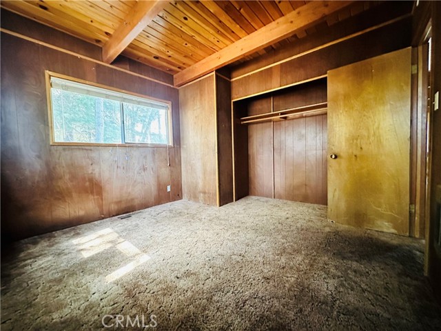 31506 Circle View Drive, Running Springs CA: https://media.crmls.org/medias/ace1b094-7deb-49d5-bc4e-2a4540349131.jpg