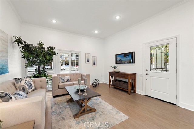 Detail Gallery Image 2 of 17 For 964 Calle Aragon #D,  Laguna Woods,  CA 92637 - 2 Beds | 1 Baths