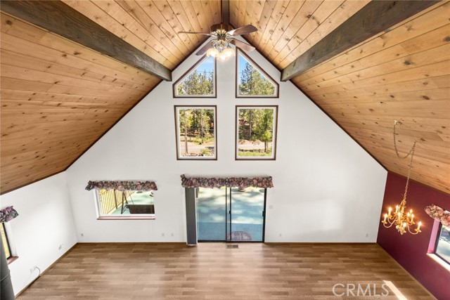 3 Town Hill Way, Berry Creek CA: https://media.crmls.org/medias/ace3c417-93dd-406e-837a-154cbd53090b.jpg