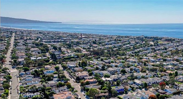 755 26th Street, Manhattan Beach, California 90266, 4 Bedrooms Bedrooms, ,3 BathroomsBathrooms,Residential,Sold,26th,SB25137789