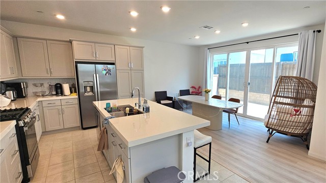 1612 Whitmore Loop, Chula Vista CA: https://media.crmls.org/medias/ace71f95-1e8e-4211-817f-8a1263b5ada6.jpg