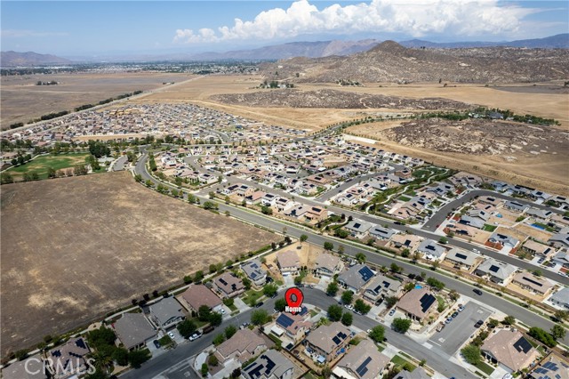 786 Suncup Circle, Hemet CA: https://media.crmls.org/medias/ace75321-3fd9-46cc-9bf0-9ec7e8f871e0.jpg