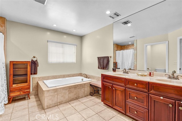 5 Bed Home for Sale in Sun Valley, California