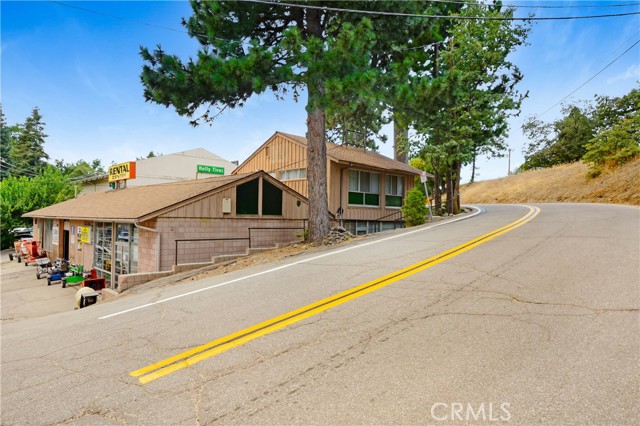 Image 8 of 18 For 26325 Pine Avenue