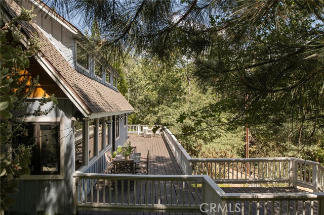 Detail Gallery Image 26 of 44 For 28819 North Shore Rd, Lake Arrowhead,  CA 92352 - 6 Beds | 6 Baths