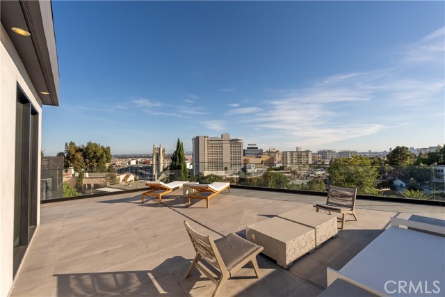1947 Glencoe Way, Los Angeles CA: https://media.crmls.org/medias/ace9c989-ad30-4bcb-9fa8-838ea6bfbbb7.jpg