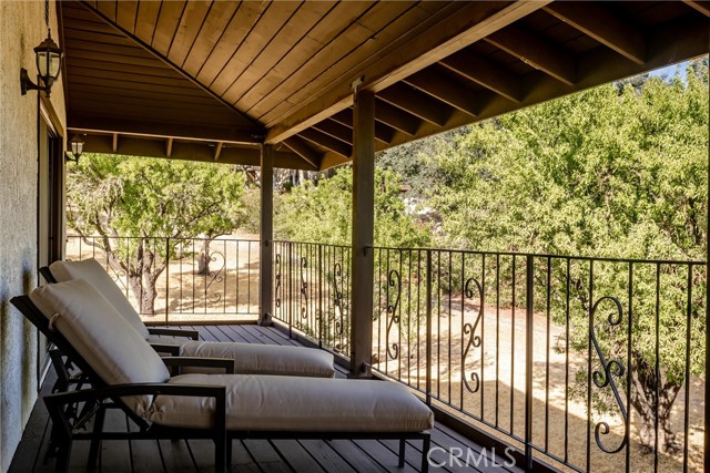 Upper Level Deck