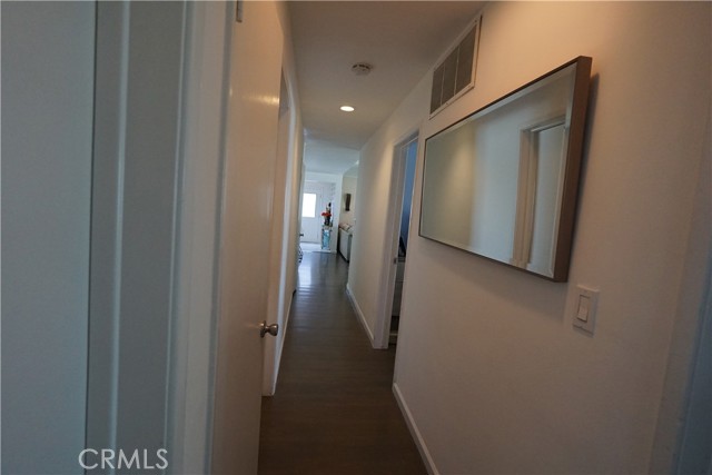 Detail Gallery Image 8 of 20 For 9327 Stanwin Ave, Arleta,  CA 91331 - 4 Beds | 2 Baths