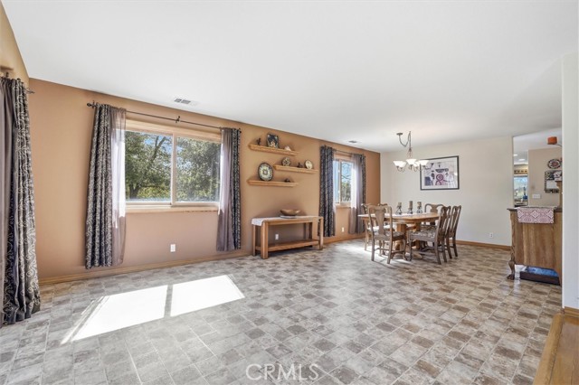 Detail Gallery Image 11 of 57 For 13730 El Camino Real, Atascadero,  CA 93422 - 3 Beds | 2 Baths