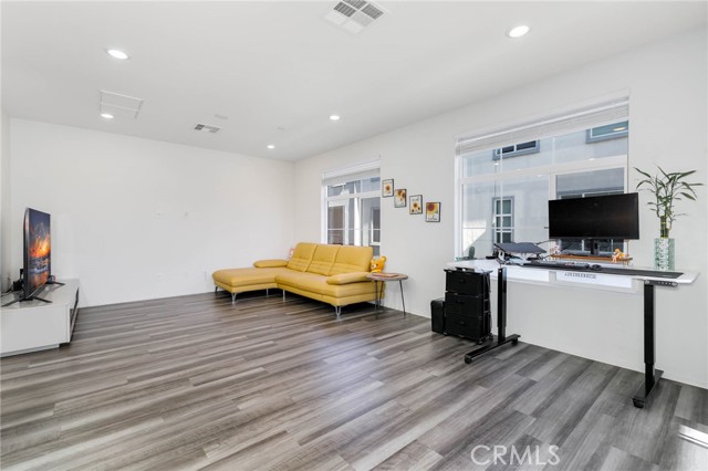 Detail Gallery Image 5 of 26 For 1003 Hudson, West Covina,  CA 91790 - 2 Beds | 3 Baths