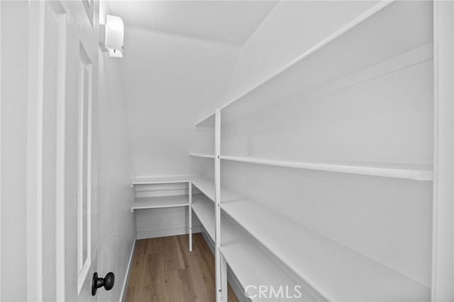 Detail Gallery Image 12 of 32 For 929 Mesa Alta Cir, Corona,  CA 92879 - 3 Beds | 2/1 Baths