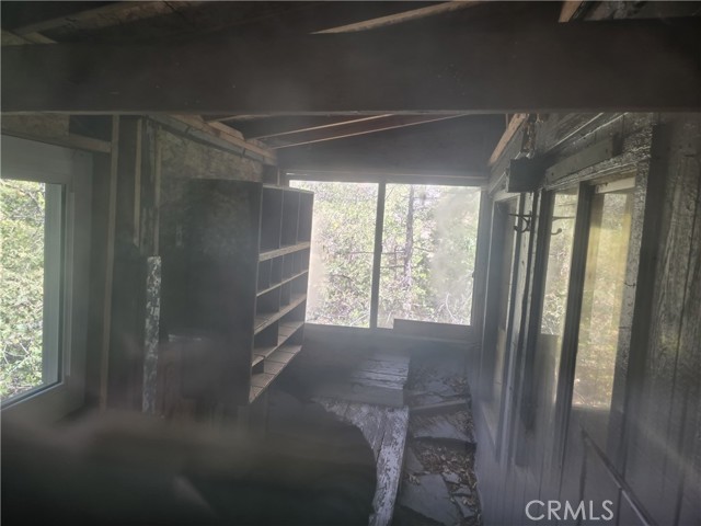 1207 Aleutian, Lake Arrowhead CA: https://media.crmls.org/medias/acec88b4-54f8-4034-9884-3db1171d6e97.jpg