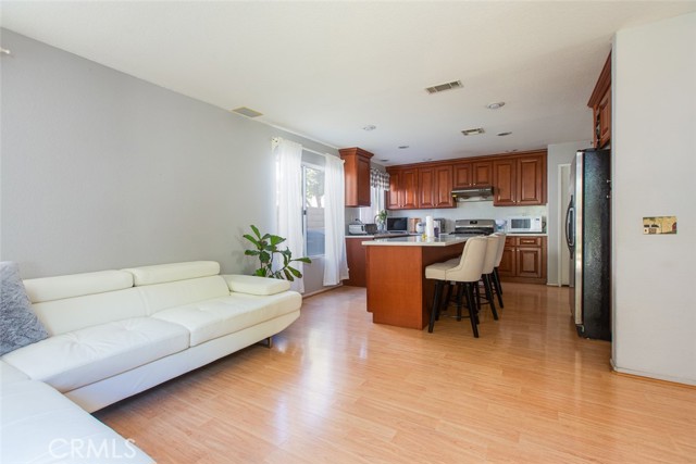 Detail Gallery Image 16 of 46 For 14006 Plum Hollow, Chino Hills,  CA 91709 - 4 Beds | 3/1 Baths