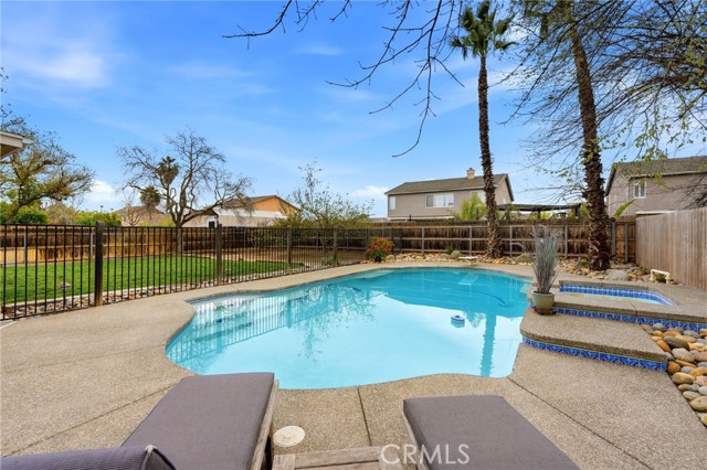 Detail Gallery Image 48 of 56 For 903 W Sandstone Ct, Hanford,  CA 93230 - 4 Beds | 3 Baths