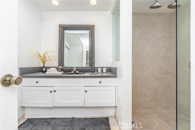 Detail Gallery Image 22 of 42 For 2575 E 19th St #38,  Signal Hill,  CA 90755 - 1 Beds | 1 Baths