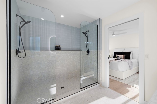 12941 Keith Place, Tustin CA: https://media.crmls.org/medias/acee691b-27a9-44dd-a3bb-e13dc9ffb7e0.jpg