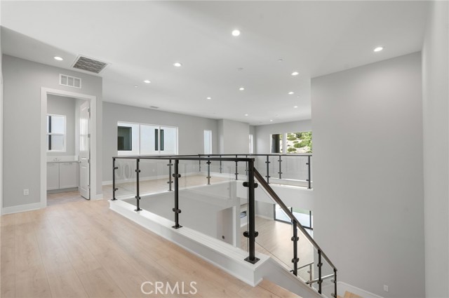 Detail Gallery Image 26 of 53 For 20637 W Hummingbird, Porter Ranch,  CA 91326 - 5 Beds | 5/1 Baths