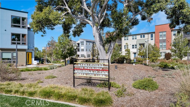 125 Allusion, Irvine CA: https://media.crmls.org/medias/acf0120f-b9a4-4164-b436-41d48d4d2757.jpg