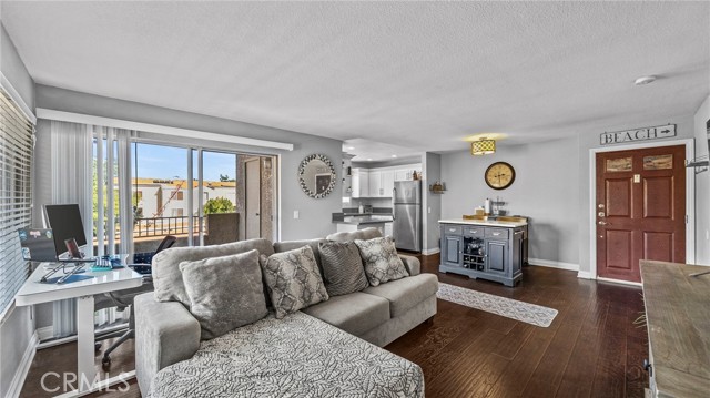 Detail Gallery Image 1 of 36 For 2500 San Gabriel Way #208,  Corona,  CA 92882 - 1 Beds | 1 Baths