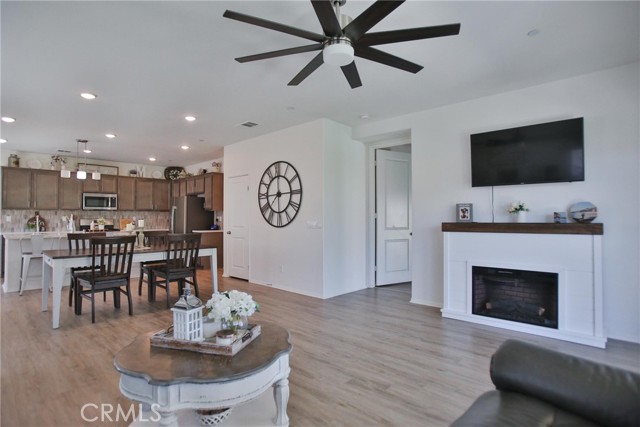 Detail Gallery Image 18 of 41 For 1736 Arcus Ct, Beaumont,  CA 92223 - 4 Beds | 2 Baths