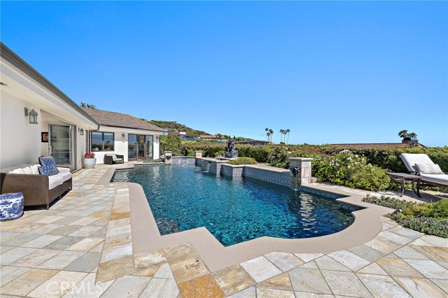 23012 Bering Sea Drive, Dana Point CA: https://media.crmls.org/medias/acf148fc-db4c-412e-820f-b250d0f62e6e.jpg