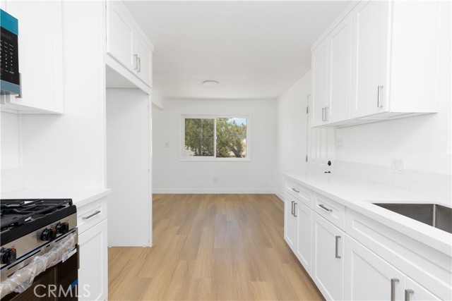 Detail Gallery Image 9 of 22 For 55650 Navajo Trl, Yucca Valley,  CA 92284 - 2 Beds | 1 Baths