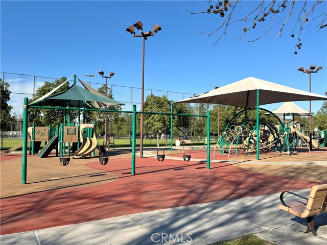 Detail Gallery Image 33 of 36 For 231 W Cork Tree, Orange,  CA 92865 - 3 Beds | 2/1 Baths