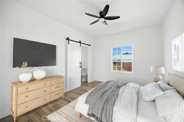 594 W 10th Street, San Bernardino CA: https://media.crmls.org/medias/acf1c633-5ab8-4863-944f-a8386f2b6241.jpg