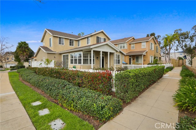 Detail Gallery Image 3 of 22 For 15 Paseo Vespertino, Rancho Santa Margarita,  CA 92688 - 3 Beds | 3 Baths