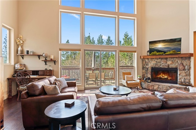 Detail Gallery Image 42 of 54 For 756 Brentwood Dr, Lake Arrowhead,  CA 92352 - 3 Beds | 3 Baths