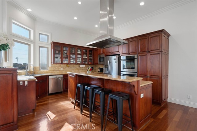 Detail Gallery Image 24 of 43 For 619 10th St, Hermosa Beach,  CA 90254 - 4 Beds | 3/1 Baths