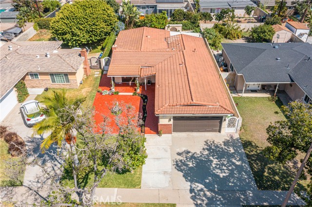 Detail Gallery Image 15 of 75 For 813 N Mantle Ln, Santa Ana,  CA 92701 - 3 Beds | 2 Baths