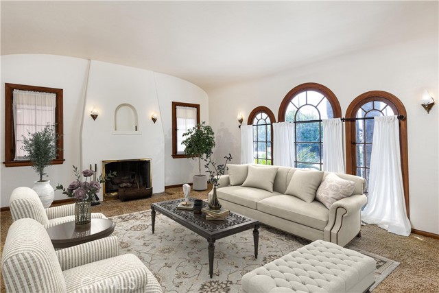 Detail Gallery Image 6 of 40 For 116 N Canyon, Monrovia,  CA 91016 - 5 Beds | 4 Baths