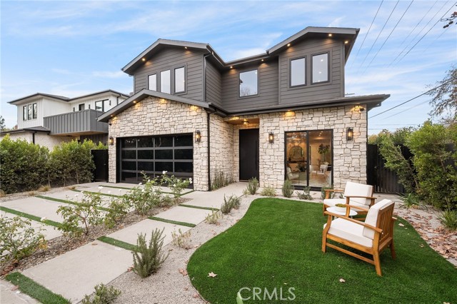 4453 Gentry Avenue, Studio City CA: https://media.crmls.org/medias/acf4b492-4ef3-40e1-af28-e320411a9035.jpg
