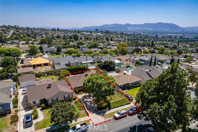 936 Cambridge Drive photo 3