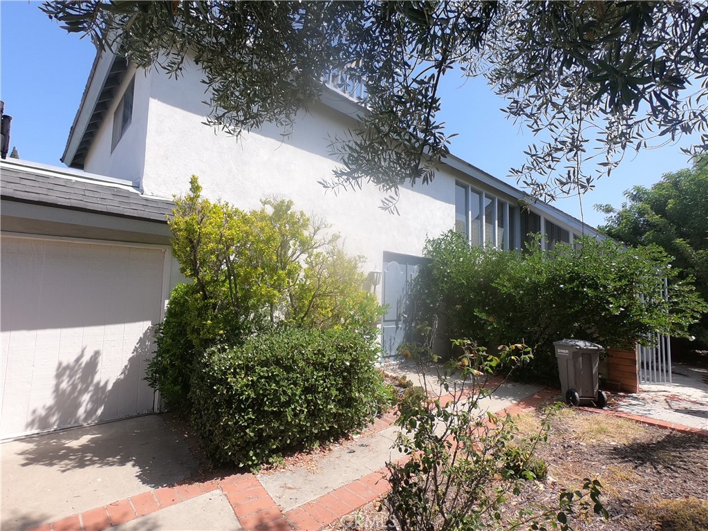 23295 Downland Road, Lake Forest, CA 92630