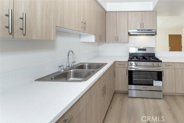 7143 Bellaire Avenue, North Hollywood CA: https://media.crmls.org/medias/acf531f3-a428-4f49-bf8a-94844cef6e26.jpg