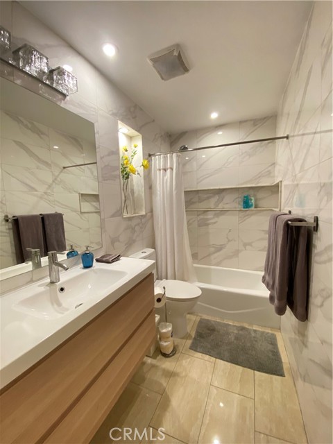 Detail Gallery Image 16 of 25 For 7672 Amazon #1,  Huntington Beach,  CA 92647 - 3 Beds | 2 Baths